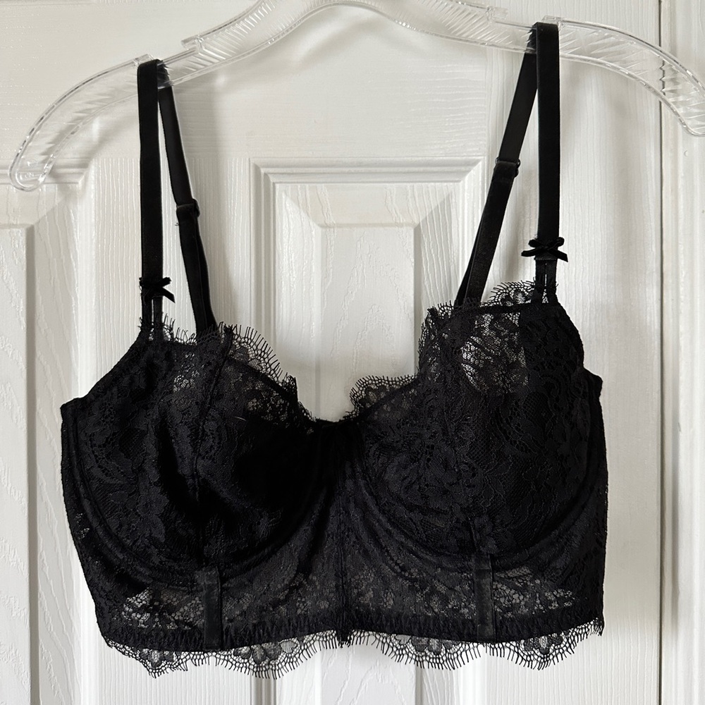 Victoria’s Secret longline lace bra